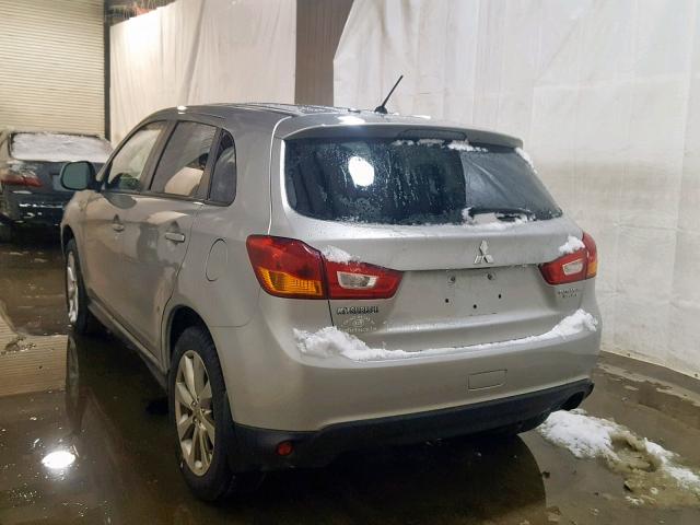 4A4AR3AU8FE005223 - 2015 MITSUBISHI OUTLANDER SILVER photo 3