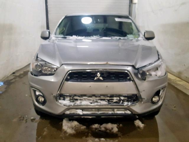 4A4AR3AU8FE005223 - 2015 MITSUBISHI OUTLANDER SILVER photo 9