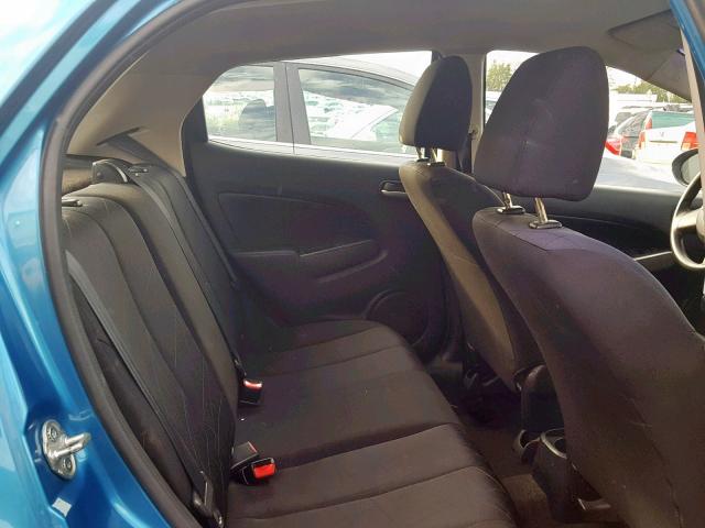 JM1DE1HY2B0130061 - 2011 MAZDA MAZDA2 BLUE photo 6