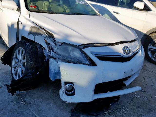 4T1BB3EKXBU127795 - 2011 TOYOTA CAMRY HYBR WHITE photo 9