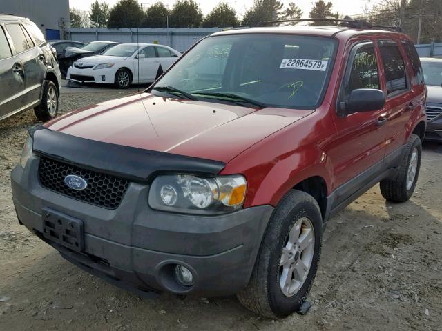 1FMCU93135DA19261 - 2005 FORD ESCAPE XLT RED photo 2