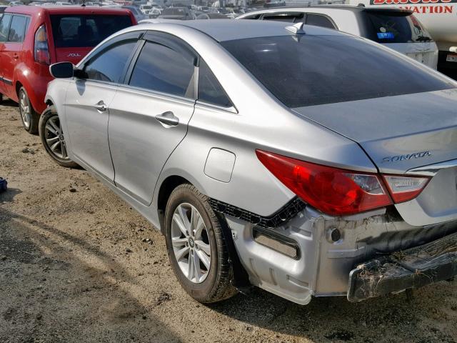 5NPEB4AC8DH649148 - 2013 HYUNDAI SONATA GLS 银色 照片 3