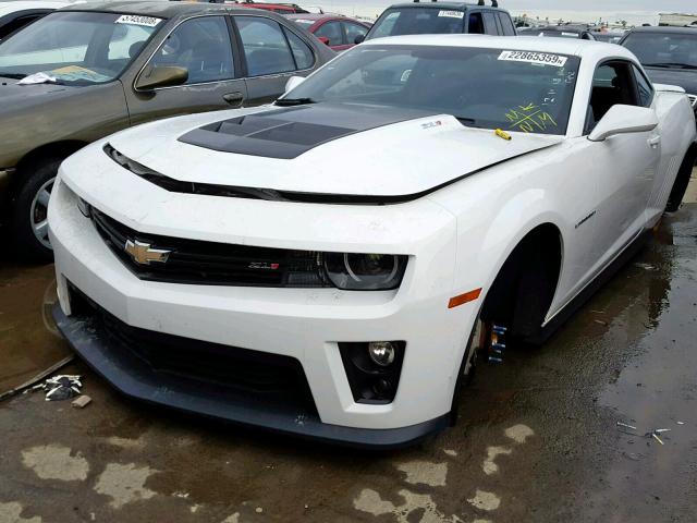 2G1FS1EP0C9800669 - 2012 CHEVROLET CAMARO ZL1 WHITE photo 2