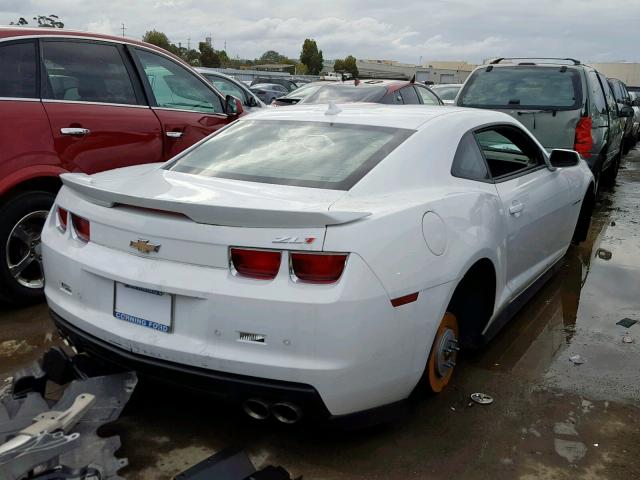 2G1FS1EP0C9800669 - 2012 CHEVROLET CAMARO ZL1 WHITE photo 4