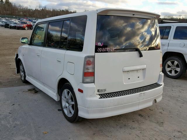 JTLKT324264083812 - 2006 TOYOTA SCION XB WHITE photo 3