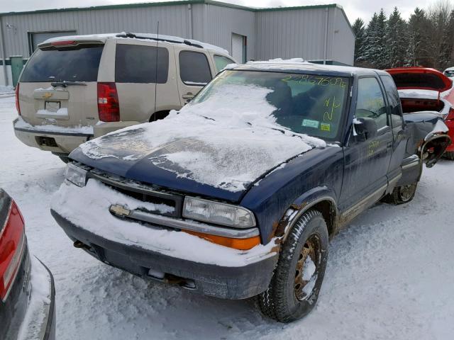 1GCDT19W018176734 - 2001 CHEVROLET S TRUCK S1 BLUE photo 2