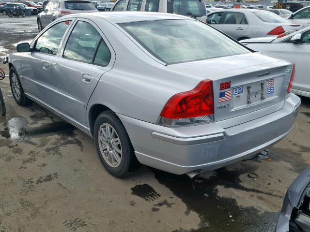 YV1RS640652456072 - 2005 VOLVO S60 SILVER photo 3