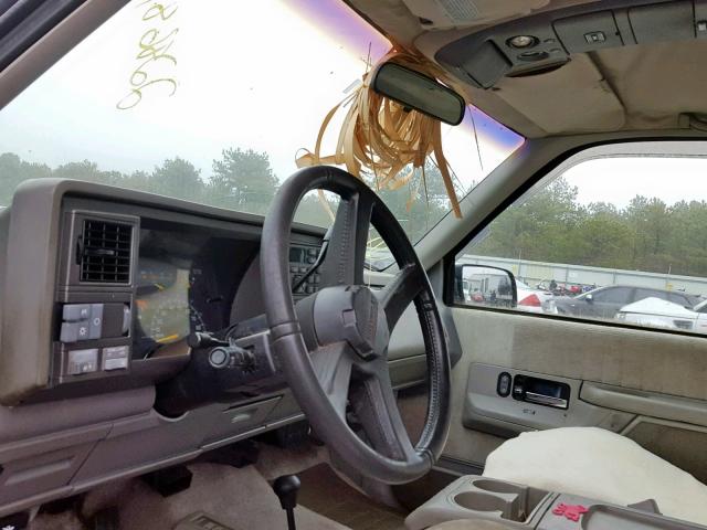 1GNEK18K8RJ349076 - 1994 CHEVROLET BLAZER K15 შავი ფოტო 10