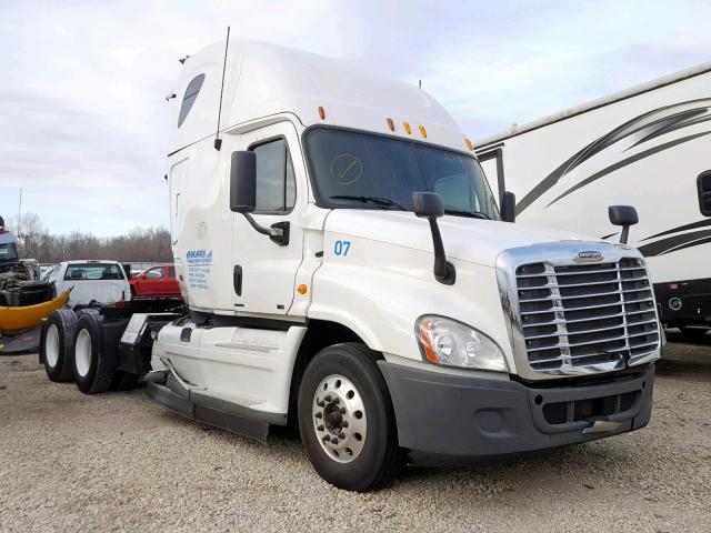 1FUJGLDR1CSBF8843 - 2012 FREIGHTLINER CASCADIA 1 WHITE photo 1