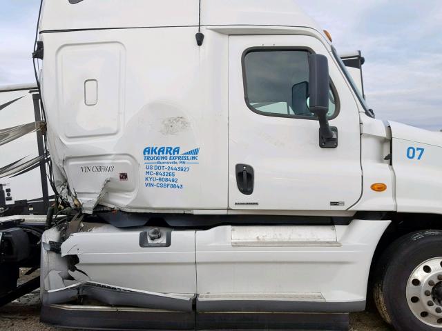 1FUJGLDR1CSBF8843 - 2012 FREIGHTLINER CASCADIA 1 WHITE photo 9