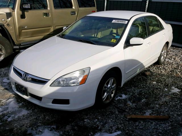 1HGCM56307A132729 - 2007 HONDA ACCORD SE WHITE photo 2