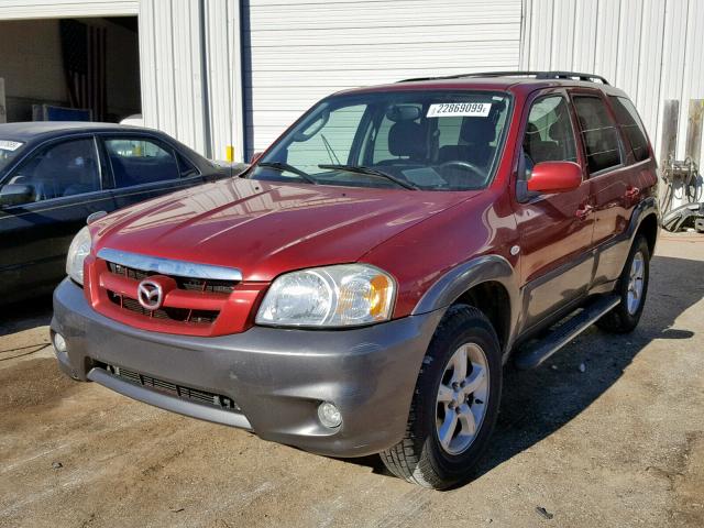 4F2CZ04186KM21032 - 2006 MAZDA TRIBUTE S MAROON photo 2