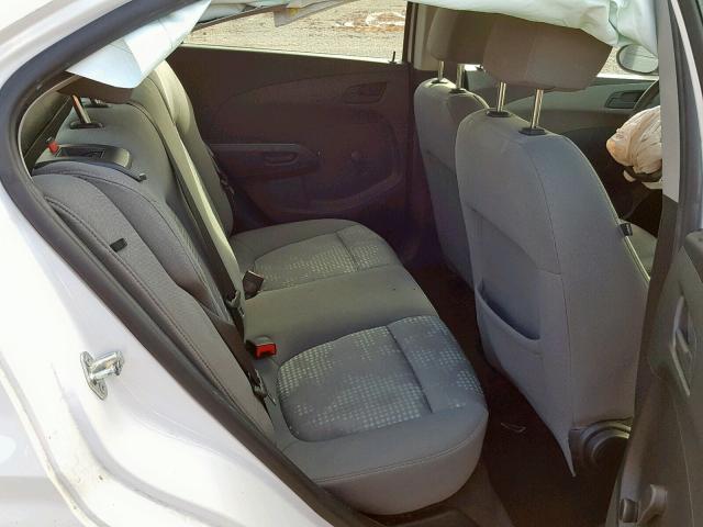 1G1JA5SH9F4155884 - 2015 CHEVROLET SONIC LS 白色 照片 6