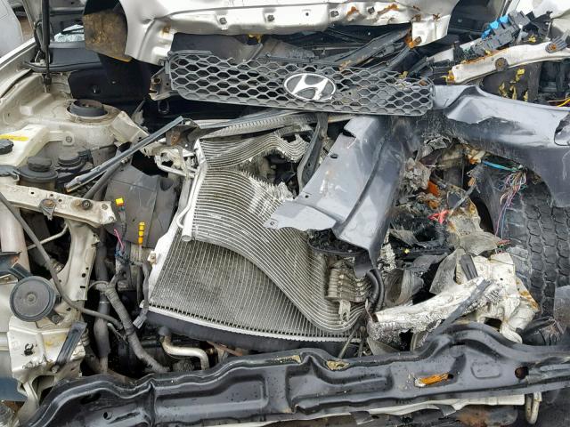 KM8SC73D54U845668 - 2004 HYUNDAI SANTA FE G GRAY photo 7