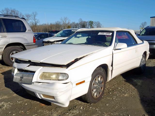 1C3EU4531SF592369 - 1995 CHRYSLER LEBARON GT WHITE photo 2