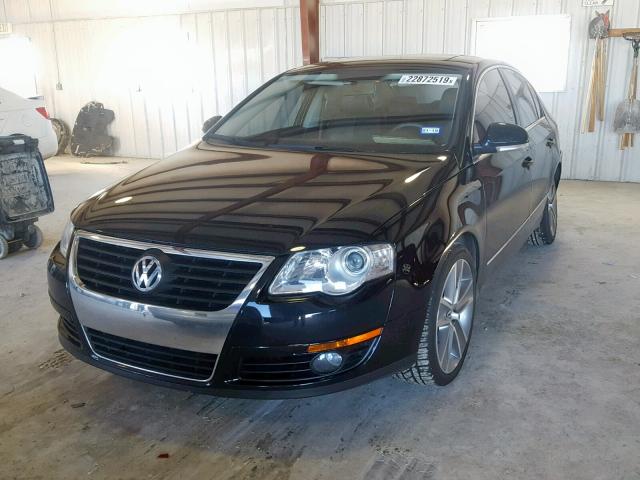 WVWJK7AN3AE069660 - 2010 VOLKSWAGEN PASSAT KOM BLACK photo 2