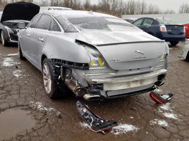 SAJWJ2GD1D8V44043 - 2013 JAGUAR XJL PORTFO 银色 照片 3