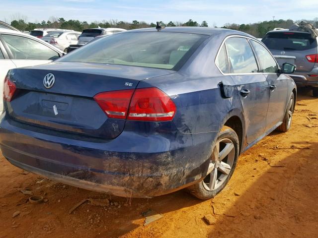 1VWBH7A31DC139686 - 2013 VOLKSWAGEN PASSAT SE BLUE photo 4