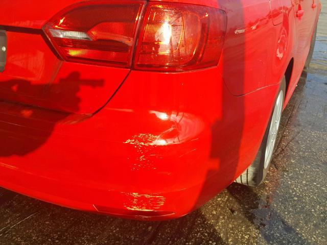 3VW2K7AJ9EM362350 - 2014 VOLKSWAGEN JETTA BASE 红色 照片 9