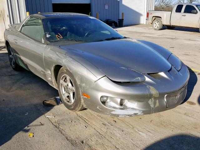 2G2FS22K3Y2145000 - 2000 PONTIAC FIREBIRD SILVER photo 1