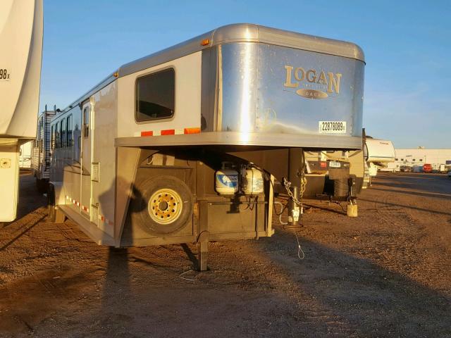 4TGHR3429B2000416 - 2011 LOGA TRAILER WHITE photo 2