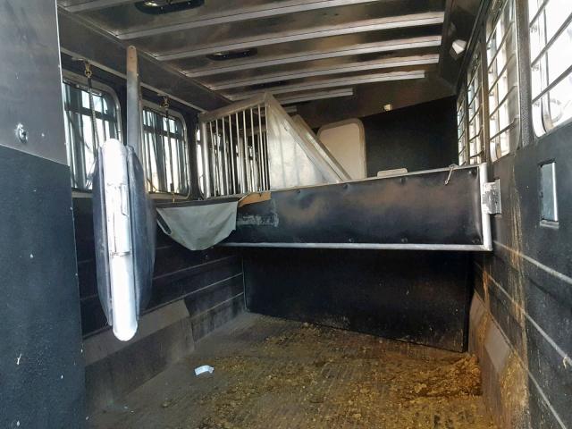 4TGHR3429B2000416 - 2011 LOGA TRAILER WHITE photo 6