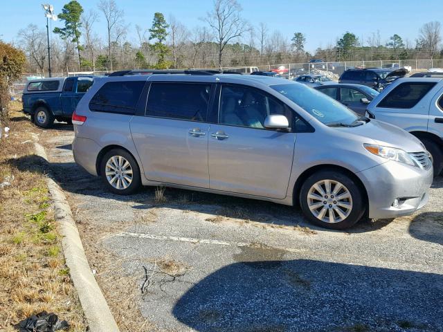 5TDYK3DC6BS029649 - 2011 TOYOTA SIENNA XLE ვერცხლისფერი ფოტო 4