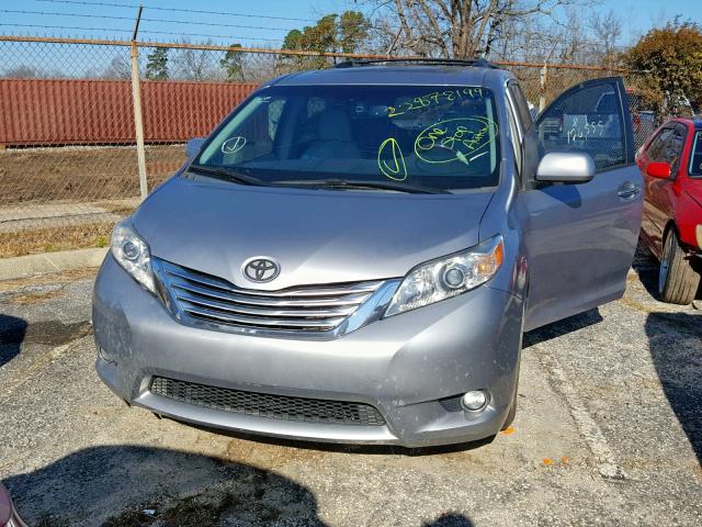 5TDYK3DC6BS029649 - 2011 TOYOTA SIENNA XLE ვერცხლისფერი ფოტო 9