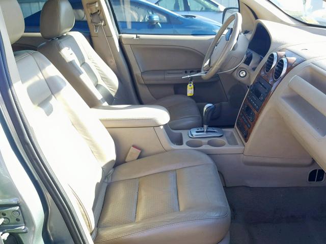 1FMDK03155GA72953 - 2005 FORD FREESTYLE GREEN photo 5