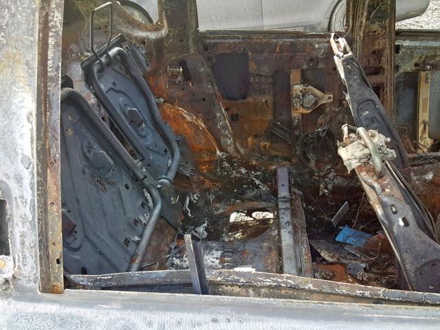 1J4NF4FB6AD630971 - 2010 JEEP COMPASS SP შავი ფოტო 6