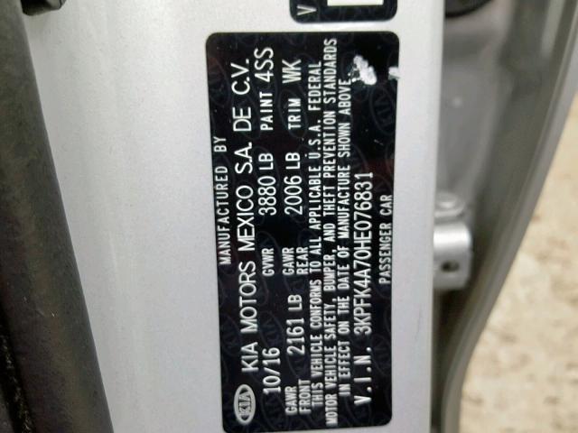 3KPFK4A70HE076831 - 2017 KIA FORTE LX SILVER photo 10