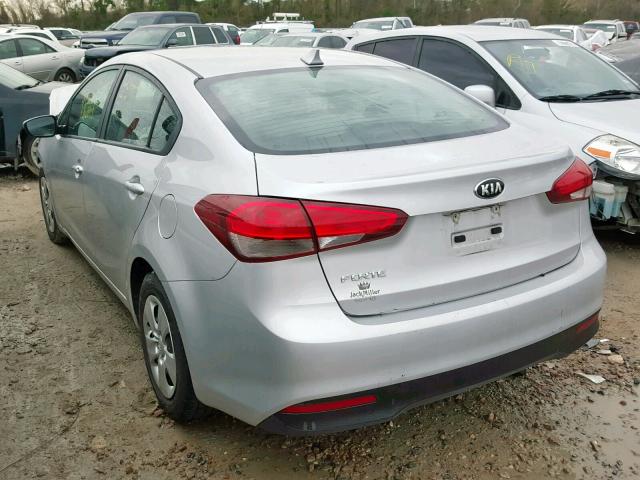 3KPFK4A70HE076831 - 2017 KIA FORTE LX SILVER photo 3