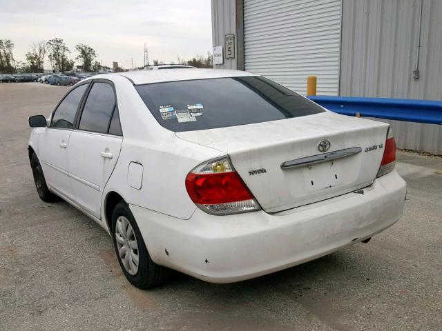 4T1BE32K05U394749 - 2005 TOYOTA CAMRY LE თეთრი ფოტო 3