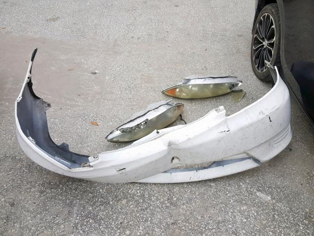 4T1BE32K05U394749 - 2005 TOYOTA CAMRY LE თეთრი ფოტო 9