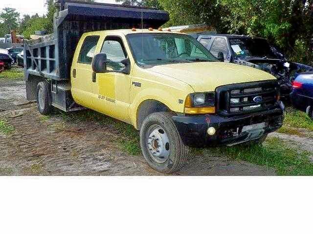 1FDAW56F8XEB40446 - 1999 FORD F550 SUPER YELLOW photo 1