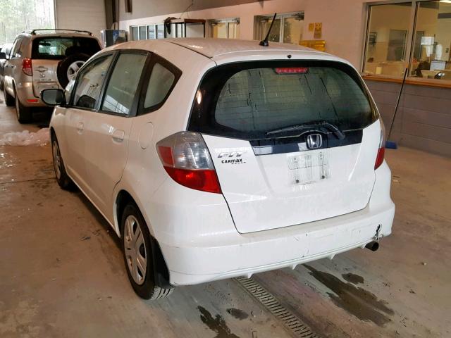 JHMGE8H34BC006395 - 2011 HONDA FIT WHITE photo 3