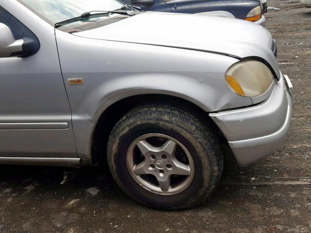 4JGAB54E31A283177 - 2001 MERCEDES-BENZ ML 320 SILVER photo 9