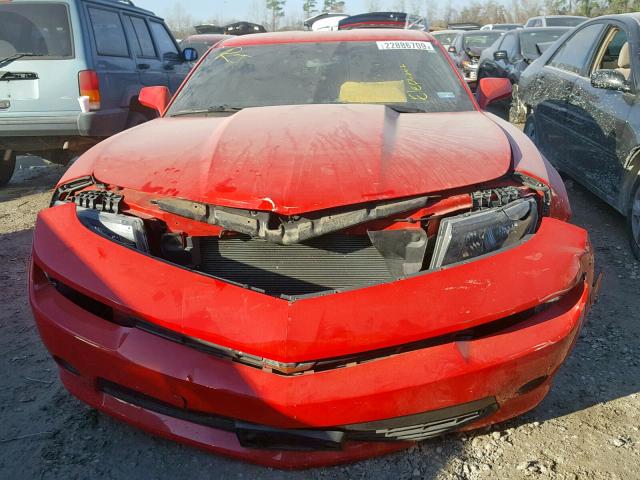 2G1FB1E35F9310780 - 2015 CHEVROLET CAMARO LS RED photo 9