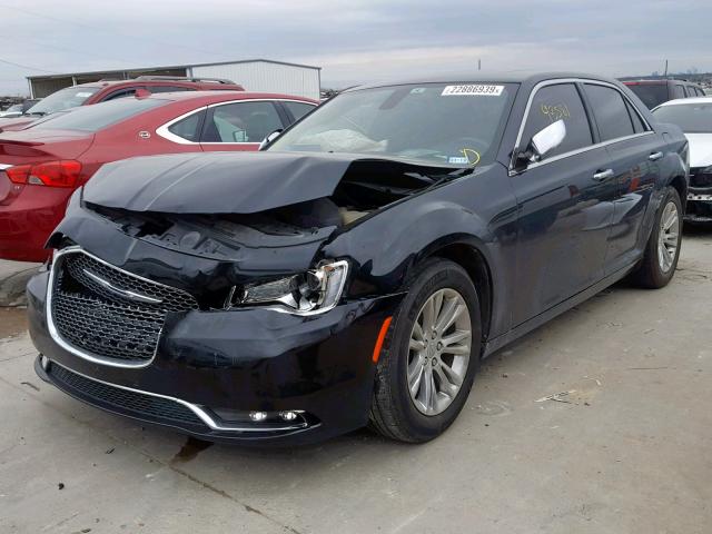 2C3CCAEG3FH749318 - 2015 CHRYSLER 300C BLACK photo 2