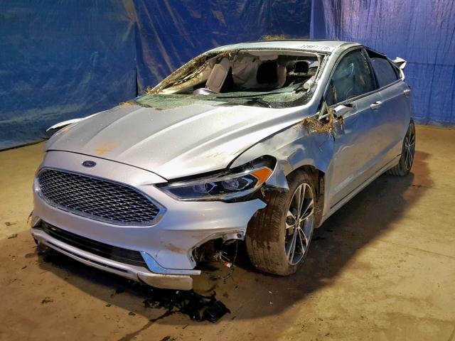 3FA6P0D97KR120756 - 2019 FORD FUSION TIT SILVER photo 2