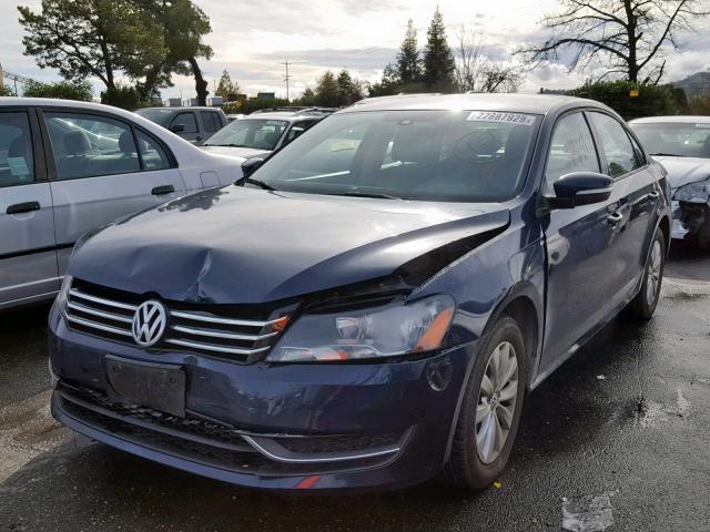 1VWAT7A34EC092357 - 2014 VOLKSWAGEN PASSAT S BLUE photo 2