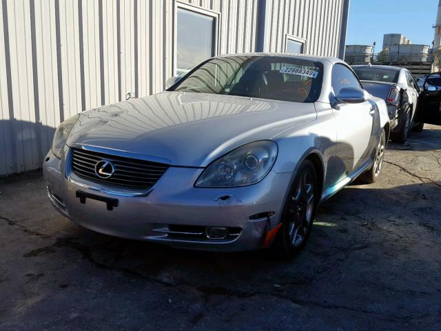 JTHFN48Y369004074 - 2006 LEXUS SC 430 SILVER photo 2