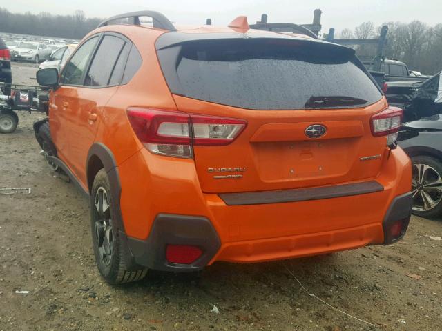 JF2GTABC5JH258795 - 2018 SUBARU CROSSTREK ORANGE photo 3