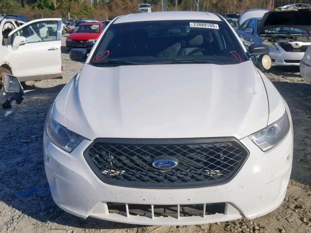 1FAHP2M8XDG119302 - 2013 FORD TAURUS POL WHITE photo 9