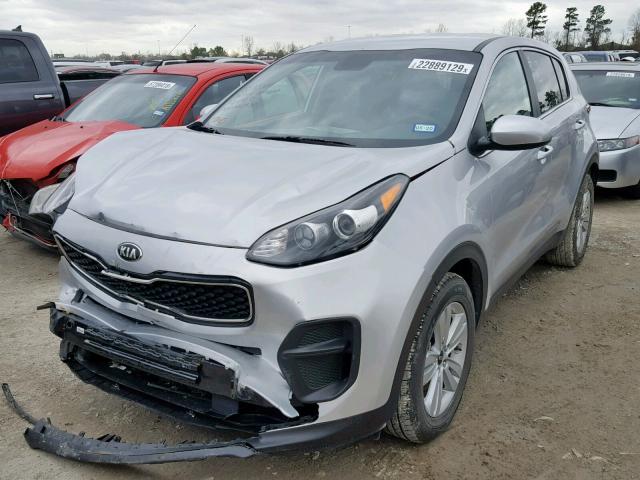 KNDPM3AC8J7470170 - 2018 KIA SPORTAGE L SILVER photo 2