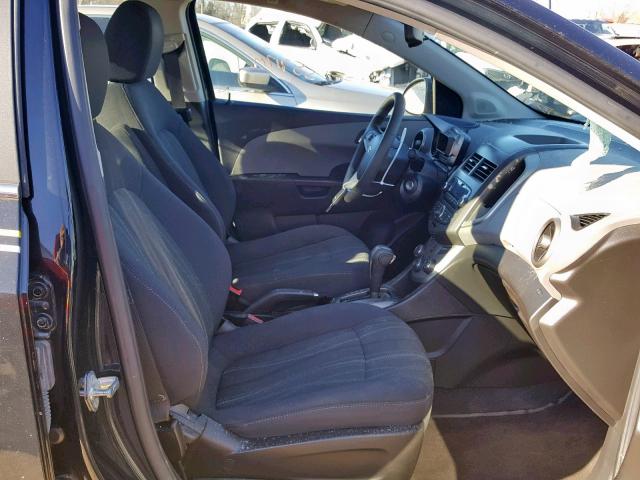 1G1JC5SB6D4133439 - 2013 CHEVROLET SONIC LT 黑色 照片 5