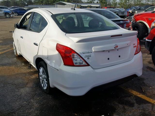 3N1CN7AP3HL892104 - 2017 NISSAN VERSA S WHITE photo 3