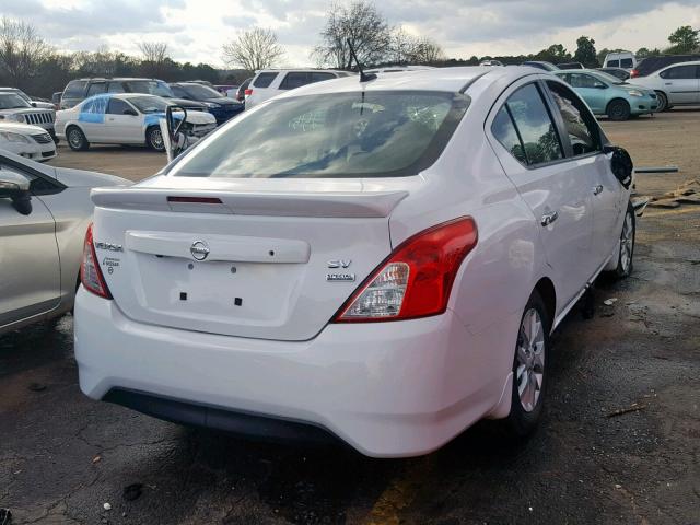 3N1CN7AP3HL892104 - 2017 NISSAN VERSA S WHITE photo 4