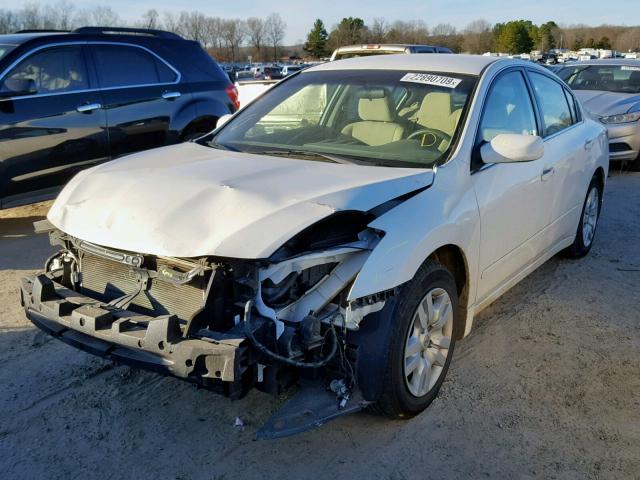 1N4AL2AP4CC261367 - 2012 NISSAN ALTIMA BAS WHITE photo 2