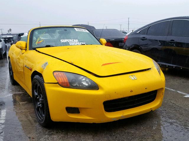 JHMAP11412T005621 - 2002 HONDA S2000 YELLOW photo 1